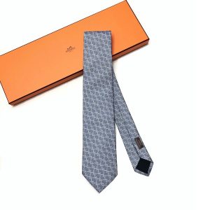 Cà Vạt Nam Hermès Gris Blanc Màu Ghi - Duy Hoang