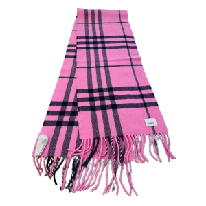Khăn Choàng Burberry Giant Zack Logo Patch Wool Muffler Bubblelegum Pink 80899431 Màu Hồng Đen - Duy Hoang