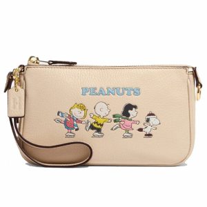 Túi Cầm Tay Nữ Coach X Peanuts Nolita 19 With Snoopy And Friends Motif Màu Be - Duy Hoang