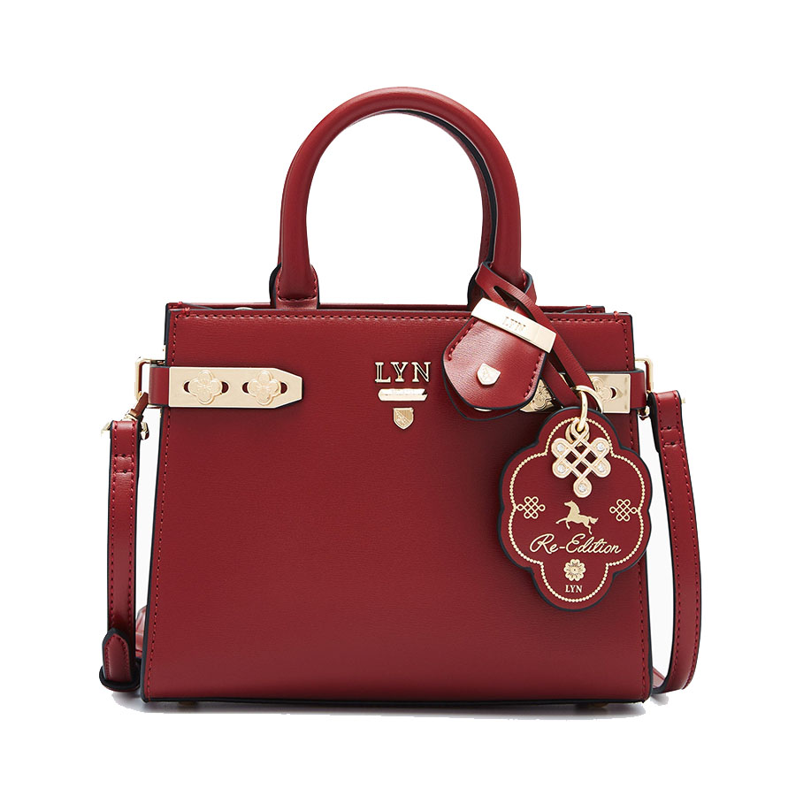 Túi Đeo Chéo Nữ Lyn Re-Edit Bliss Handle S Crossbody Bag - Red L26CBWA150 Màu Đỏ - Duy Hoang