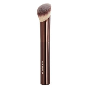 Cọ Trang Điểm Hourglass Ambient Soft Glow Foundation Brush Màu Nâu - Duy Hoang