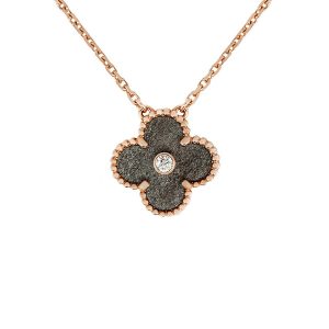 Dây Chuyền Jewery Luxury Limited Edition Obsidian Vintage Alhambra Holiday Pendant Màu Vàng Đen - Duy Hoang