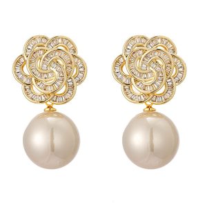 Khuyên Tai Nữ Jessica Pearl Modern Petal JE61 Màu Vàng Gold - Duy Hoang